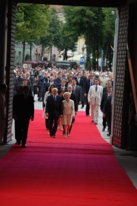 President Valdas Adamkus entering the Palace of the Dukes in Vilnius for the first time after the official opening 6th July 2009 