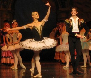 Don Quixote in Paris by Saint Petersburg Ballet, 09, Irina Kolesnikova and Yourij Kovaliov 09. Photo: Tomas Bagackas