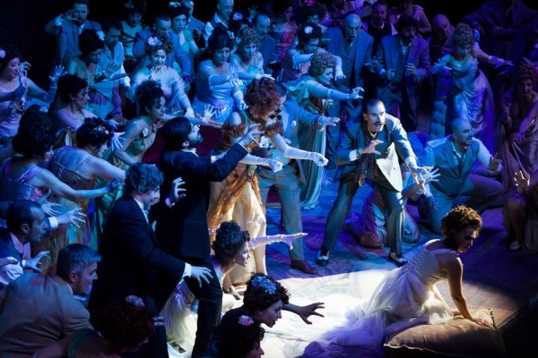 La Traviata in Firenze, eva Mei and  chorus.. Foto photo Maggio Musicale Fiorentino