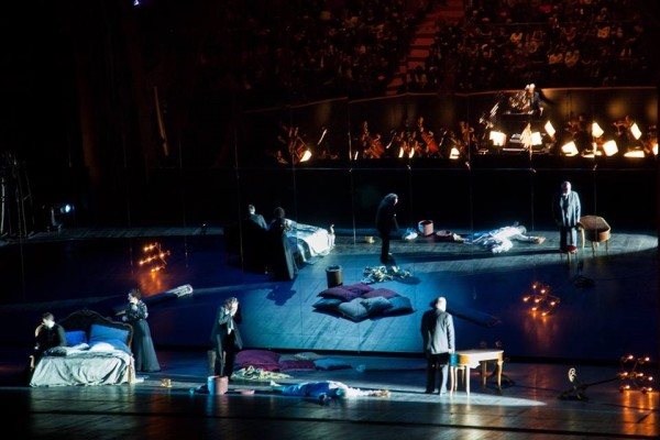 La Traviata - Violetas death.. Foto photo Maggio Musicale Fiorentino