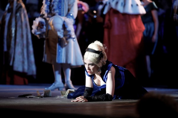 La Traviata, Pavone, second act.