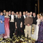 All the staff surrounding Stephen Sondheim and Leslie Caron, foto Marie-Noëlle Robert (?)